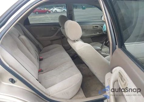 2001 Toyota Camry Ce from USA, damaged, VIN 4T1BG22K21U828555